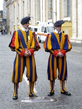 33-1-gardes-du-vatican