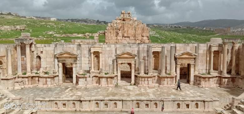 received_435037807282574